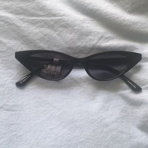 Cat eye sunglasses
